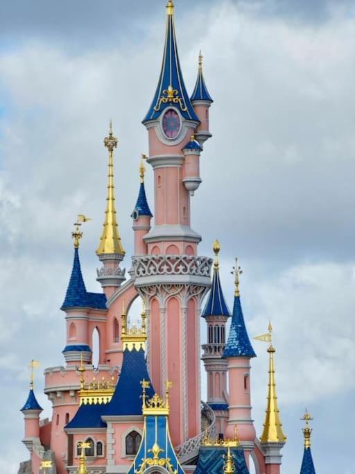 M&A Maison De Campagne/ Disney/Paris/Wifi/Jeux Croissy-Beaubourg 外观 照片