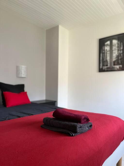 M&A Maison De Campagne/ Disney/Paris/Wifi/Jeux Croissy-Beaubourg 外观 照片