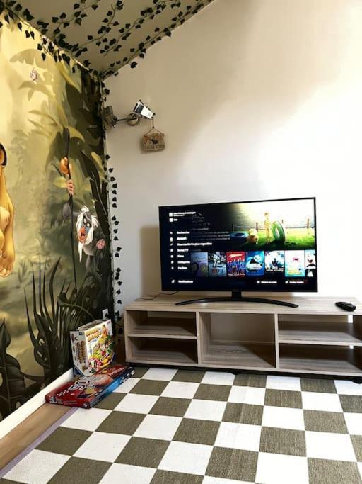 M&A Maison De Campagne/ Disney/Paris/Wifi/Jeux Croissy-Beaubourg 外观 照片